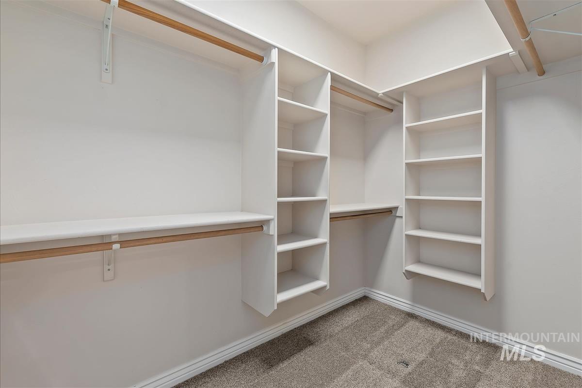 296 E Baldwin Street Property Photo 18