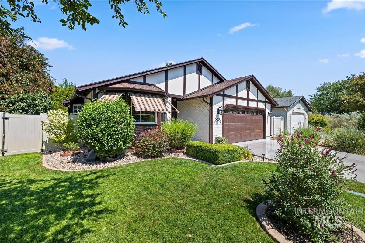 6800 W Gillis Dr. Property Photo 1