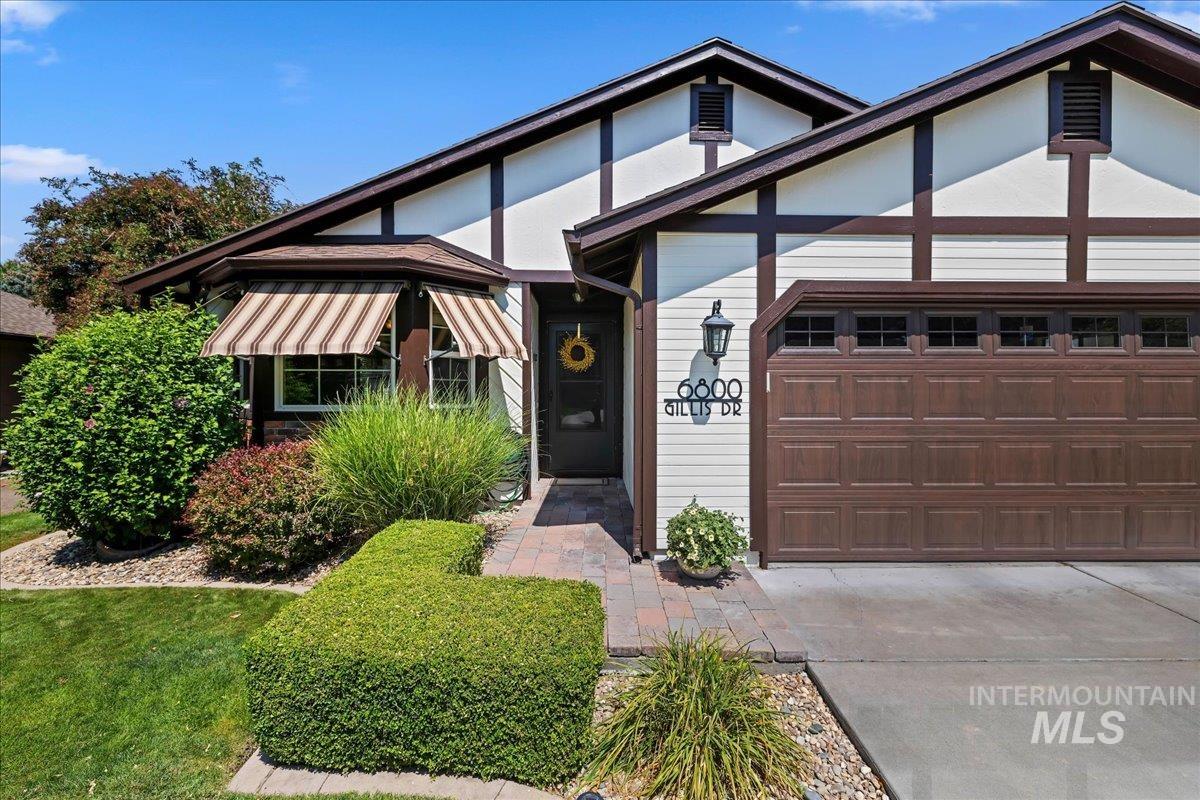 6800 W Gillis Dr. Property Photo 2