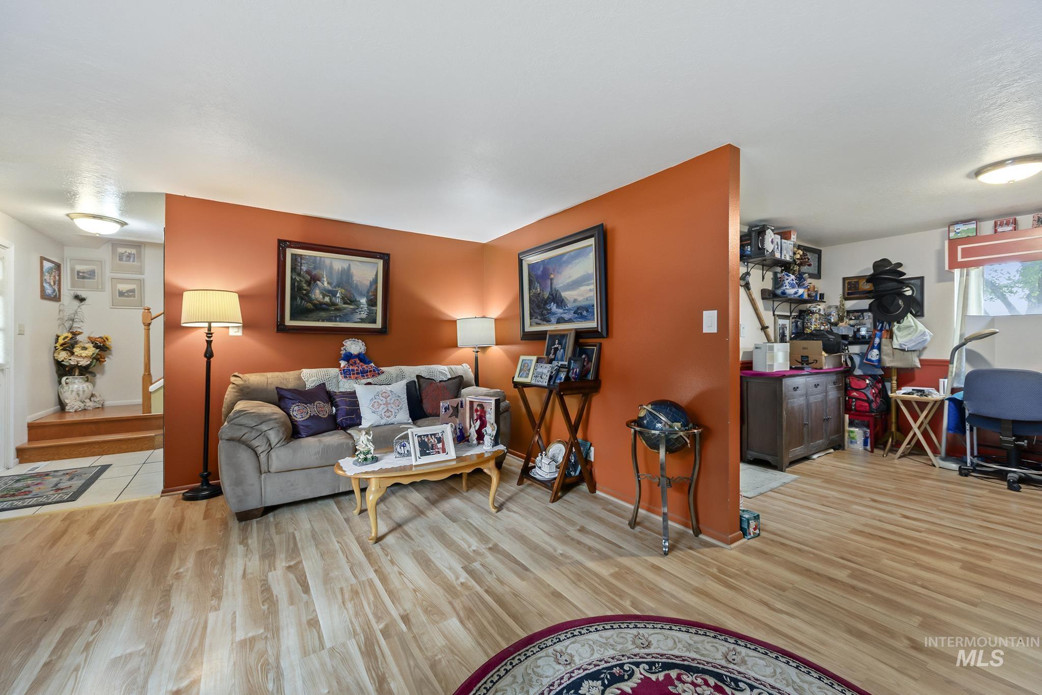 2345 Longbow Dr Property Photo 6