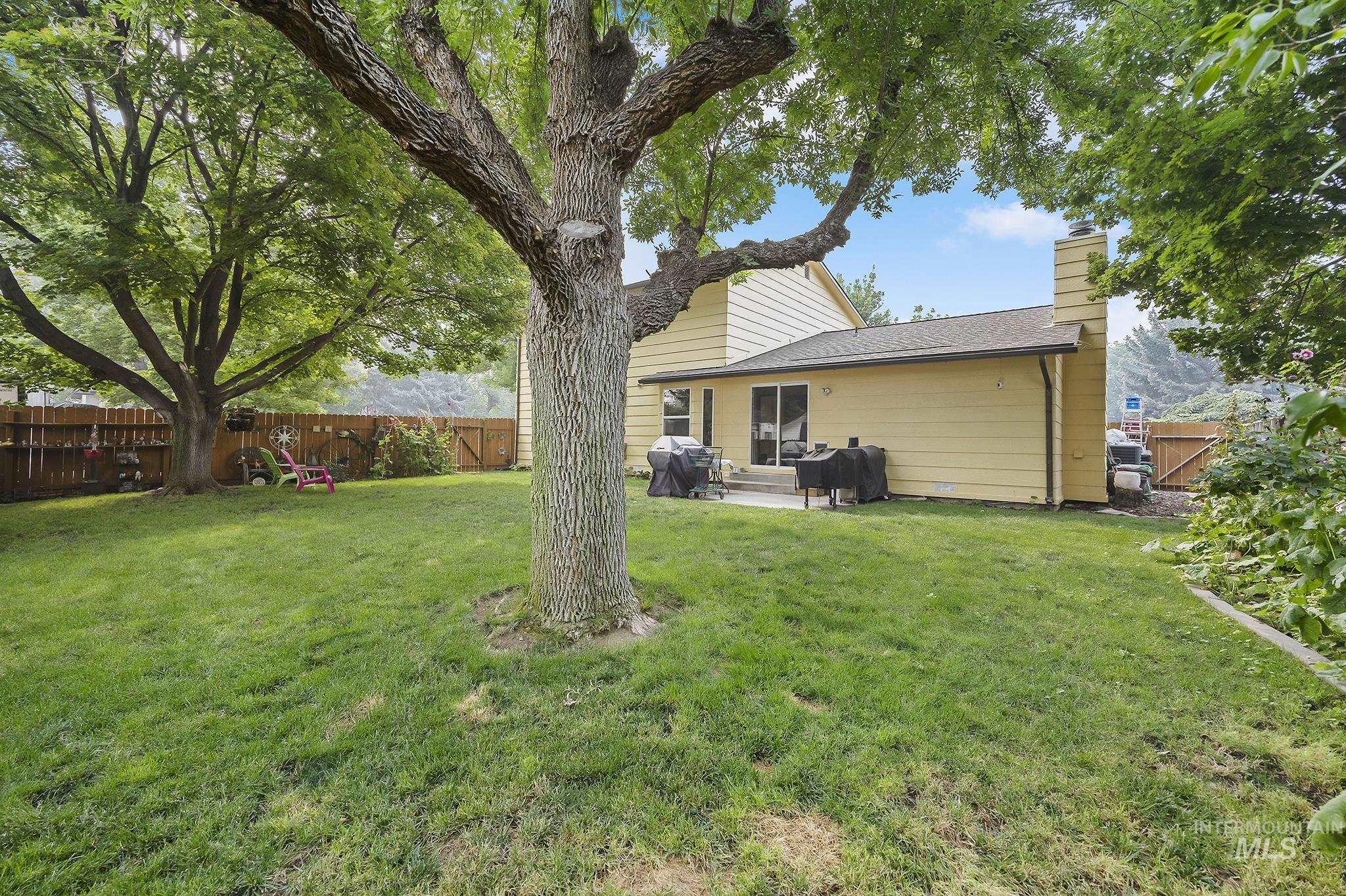 2345 Longbow Dr Property Photo 27