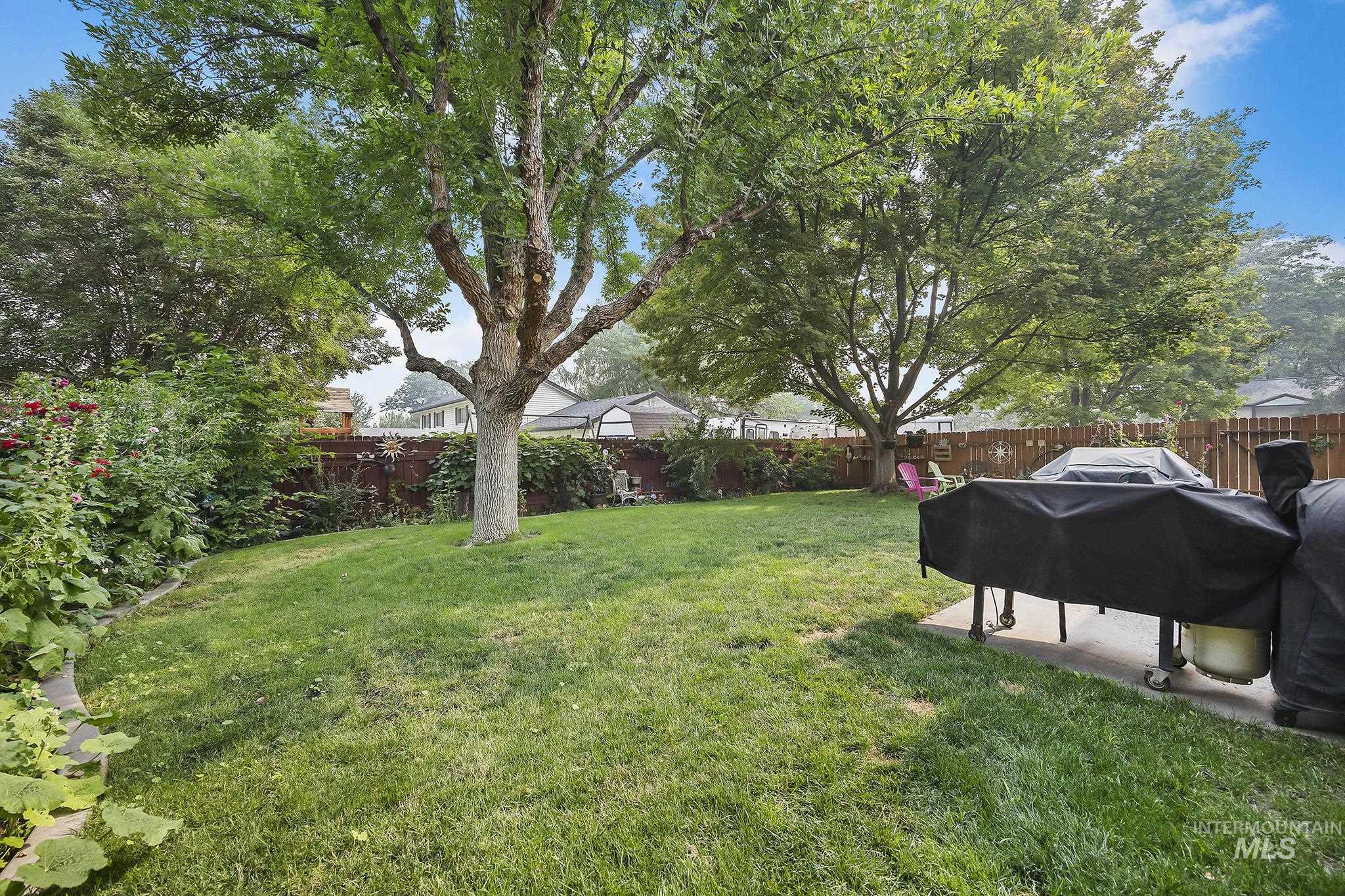 2345 Longbow Dr Property Photo 29
