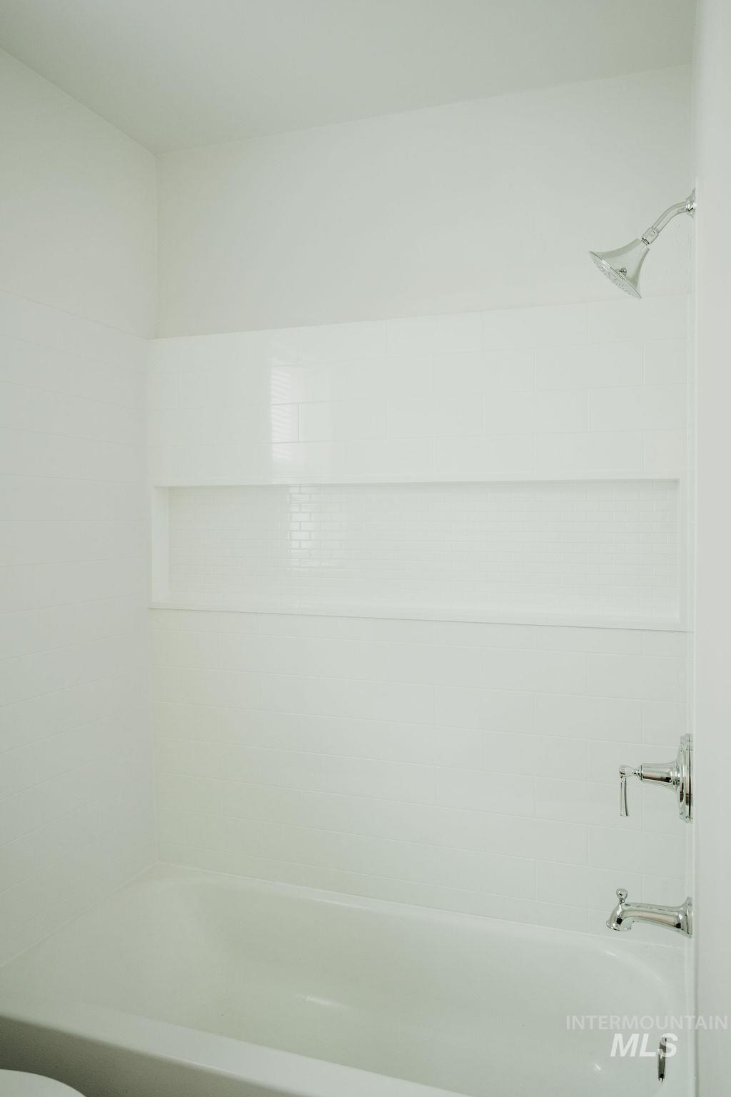 562 Picabo Dr Property Photo 28