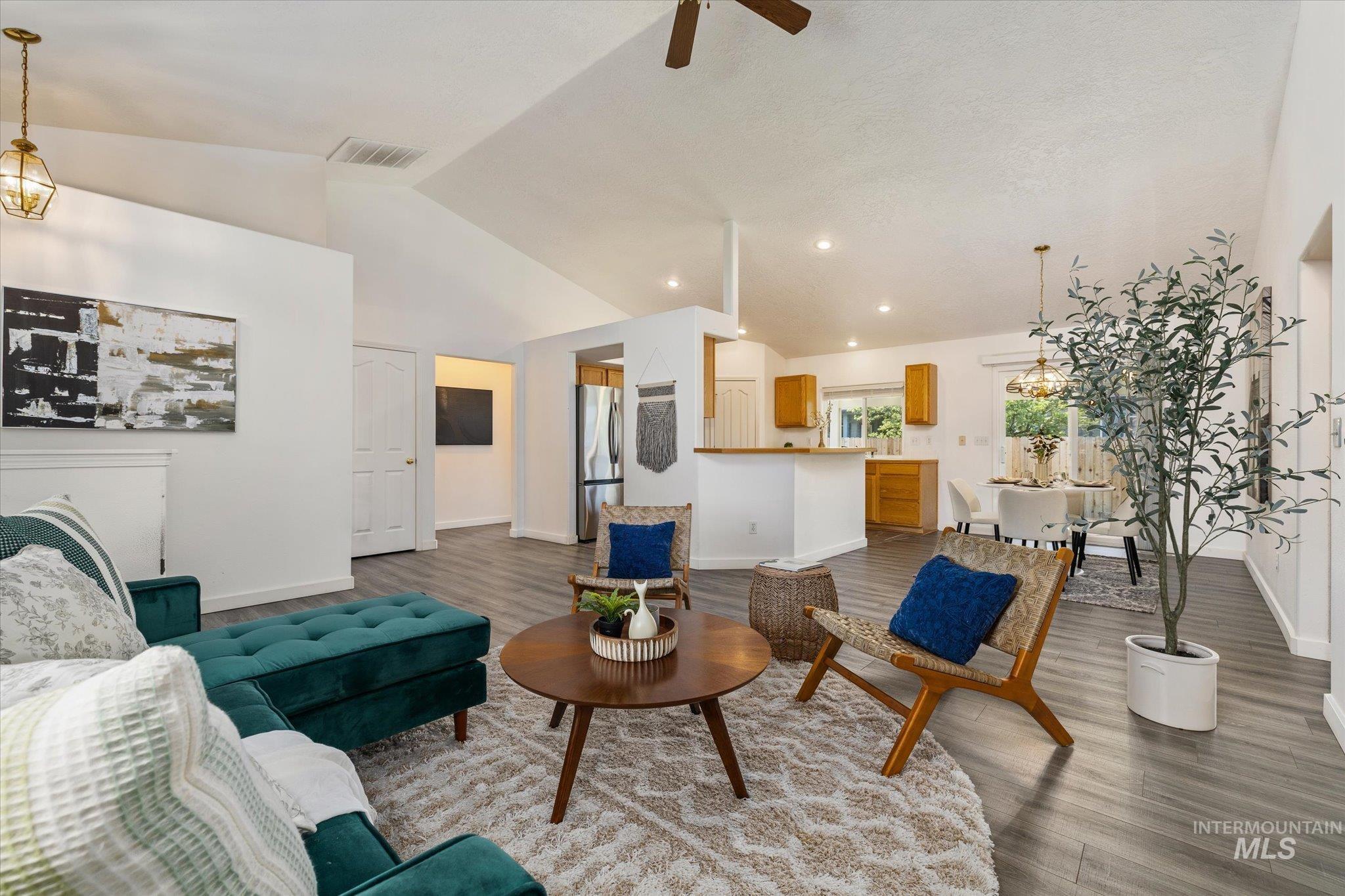13277 W Fig St Property Photo 10