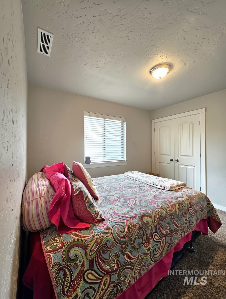 2110 E Ridgeview Avenue Property Photo 11