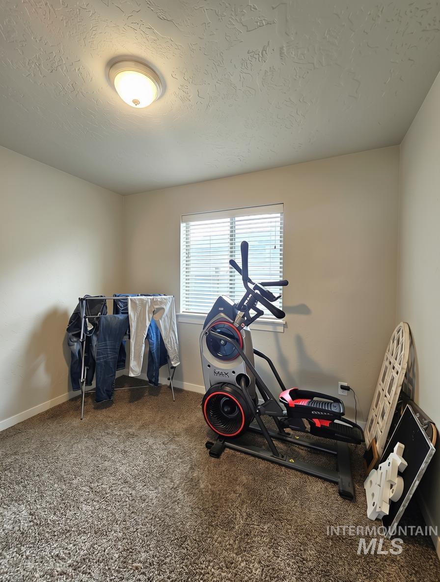 2110 E Ridgeview Avenue Property Photo 12