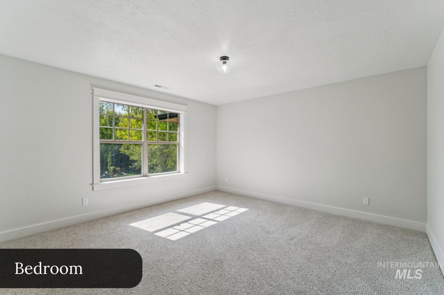 1674 S Water Leaf Ave Property Photo 35