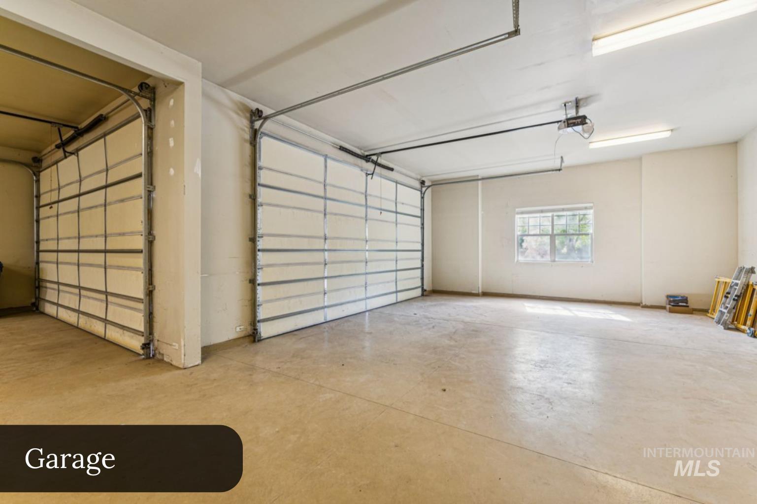 1674 S Water Leaf Ave Property Photo 38