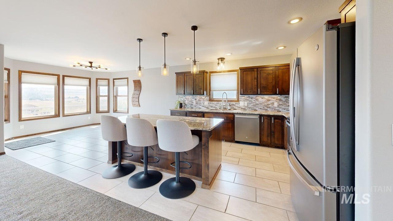 2555 Remington Way Property Photo 11