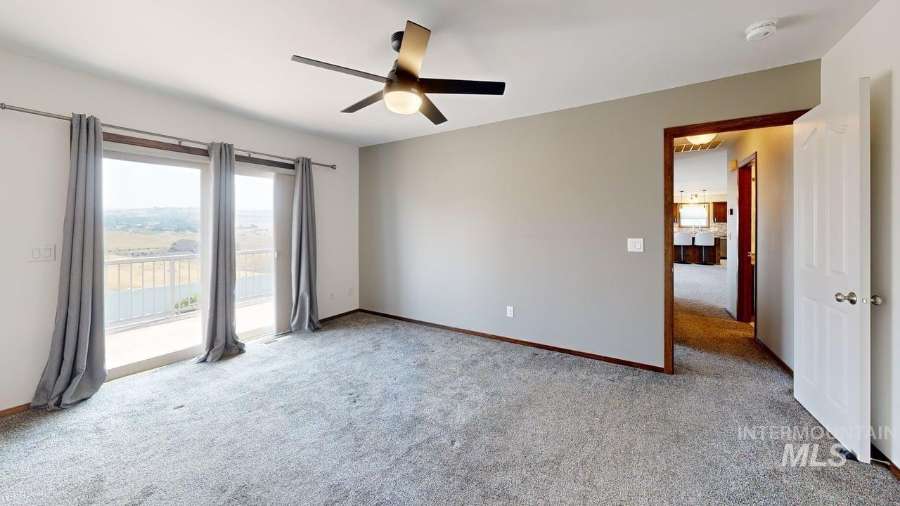 2555 Remington Way Property Photo 20