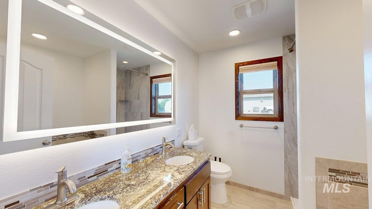 2555 Remington Way Property Photo 21
