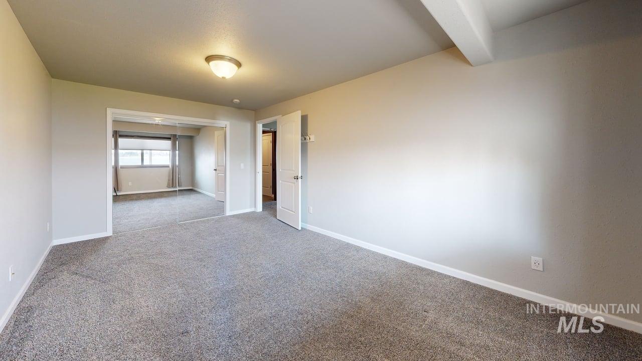 2555 Remington Way Property Photo 29