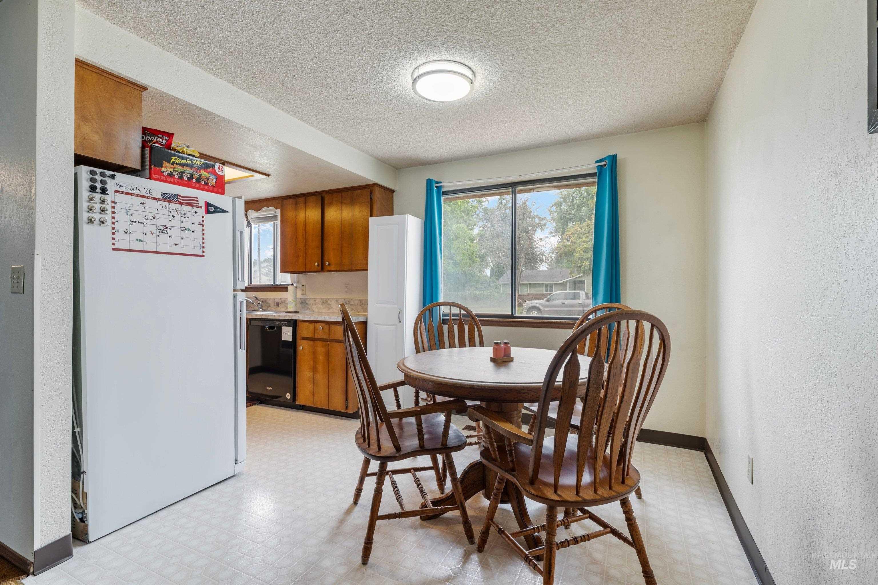 9032 W Inca Ct Property Photo 6