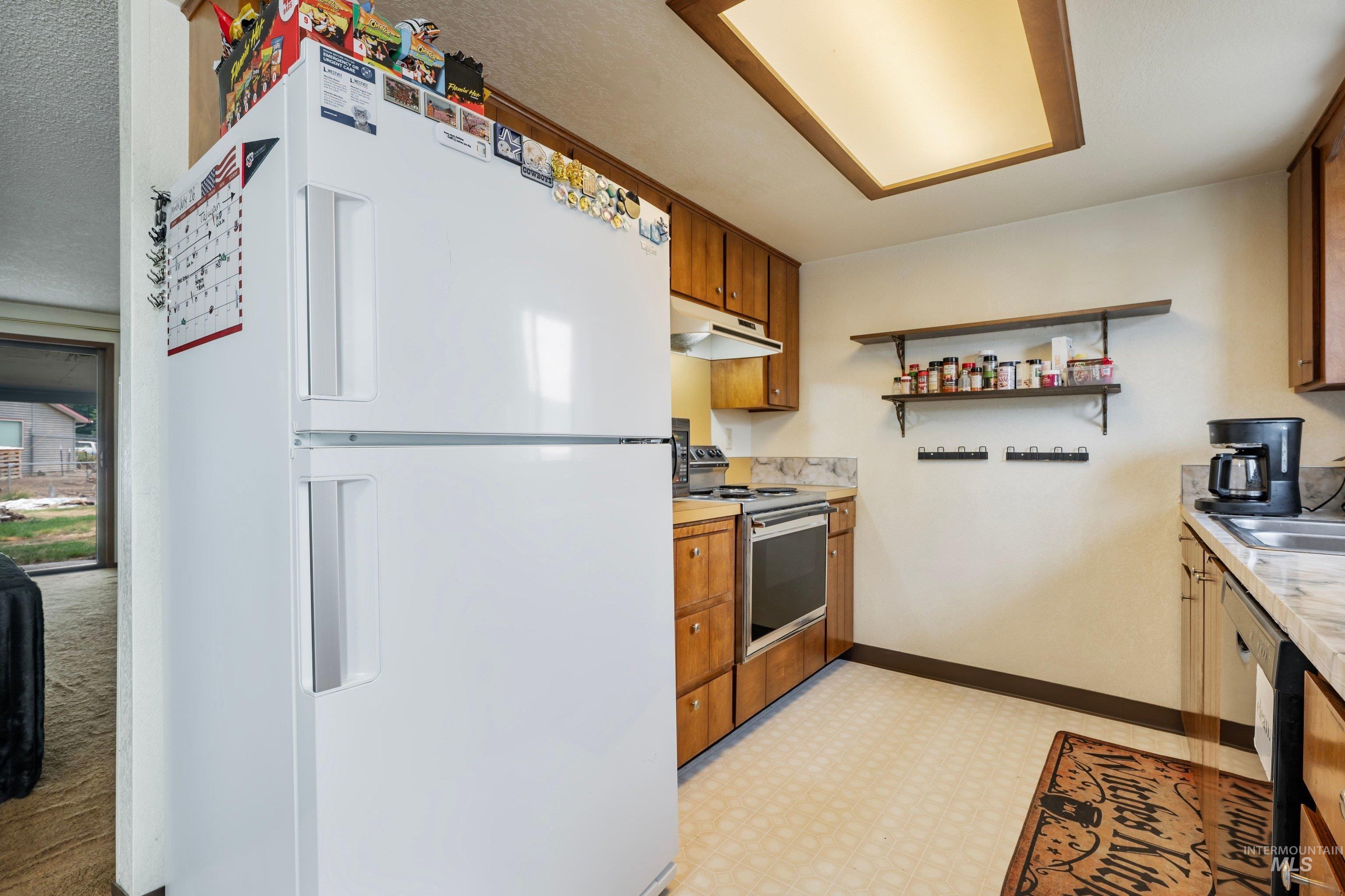 9032 W Inca Ct Property Photo 7