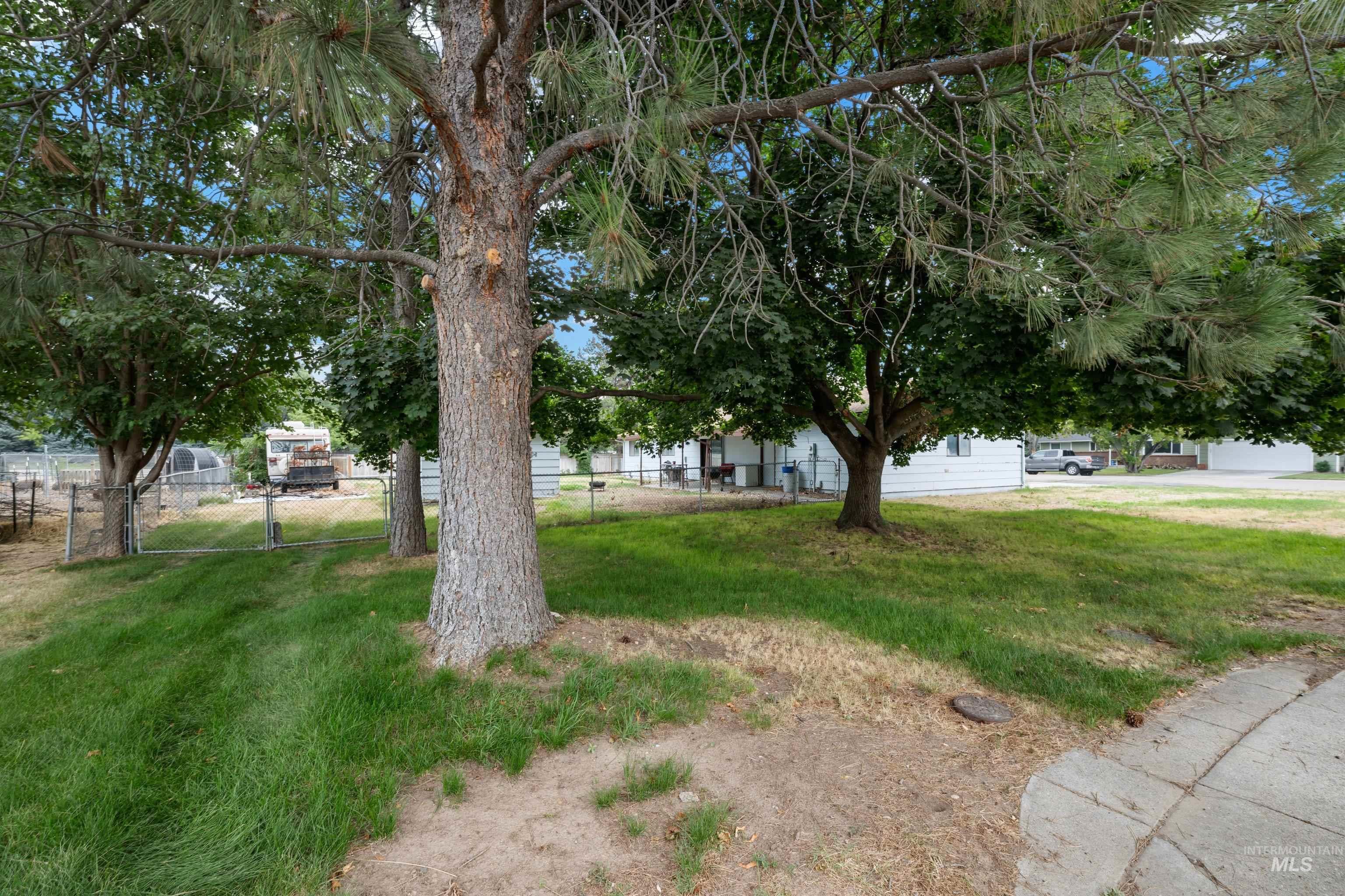 9032 W Inca Ct Property Photo 31