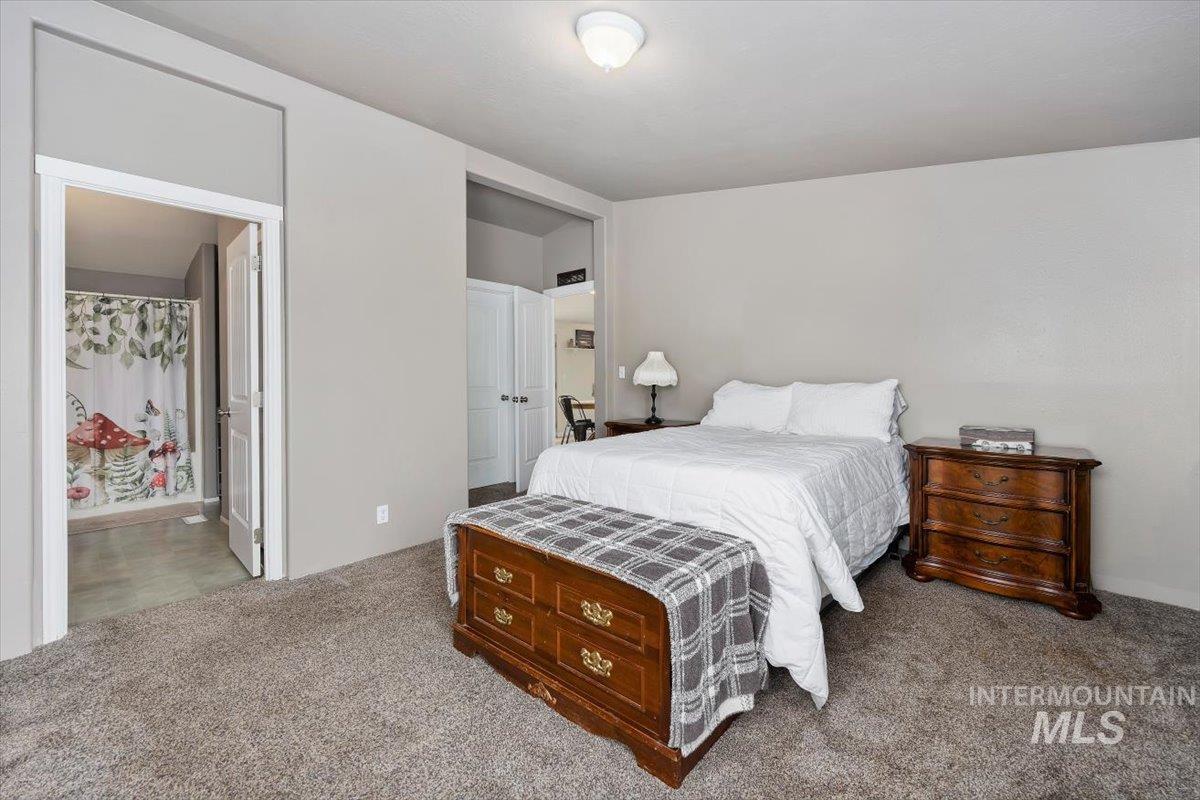 355 6th Avenue West Property Photo 11