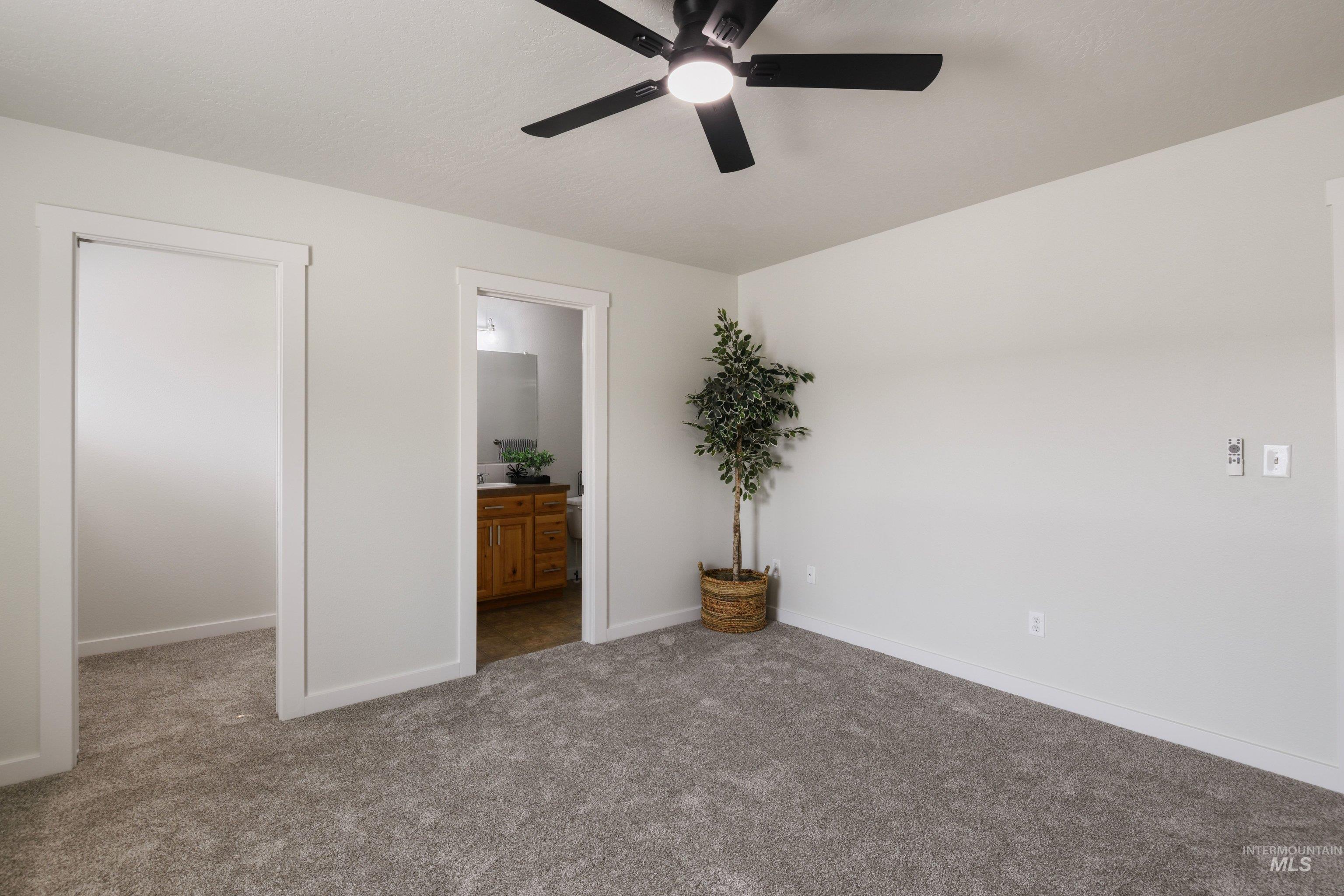 1131 S Barberry Pl Property Photo 14