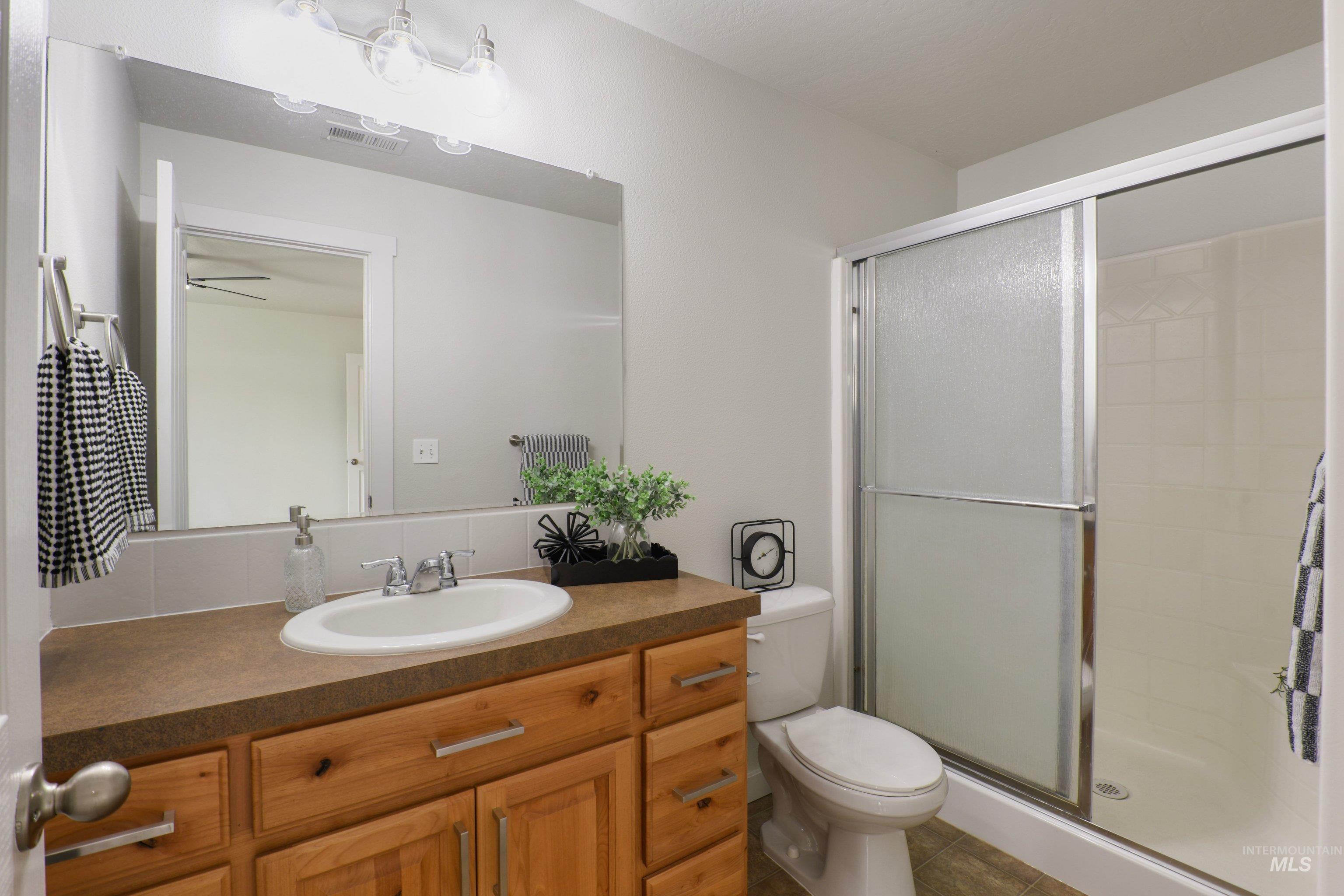 1131 S Barberry Pl Property Photo 15