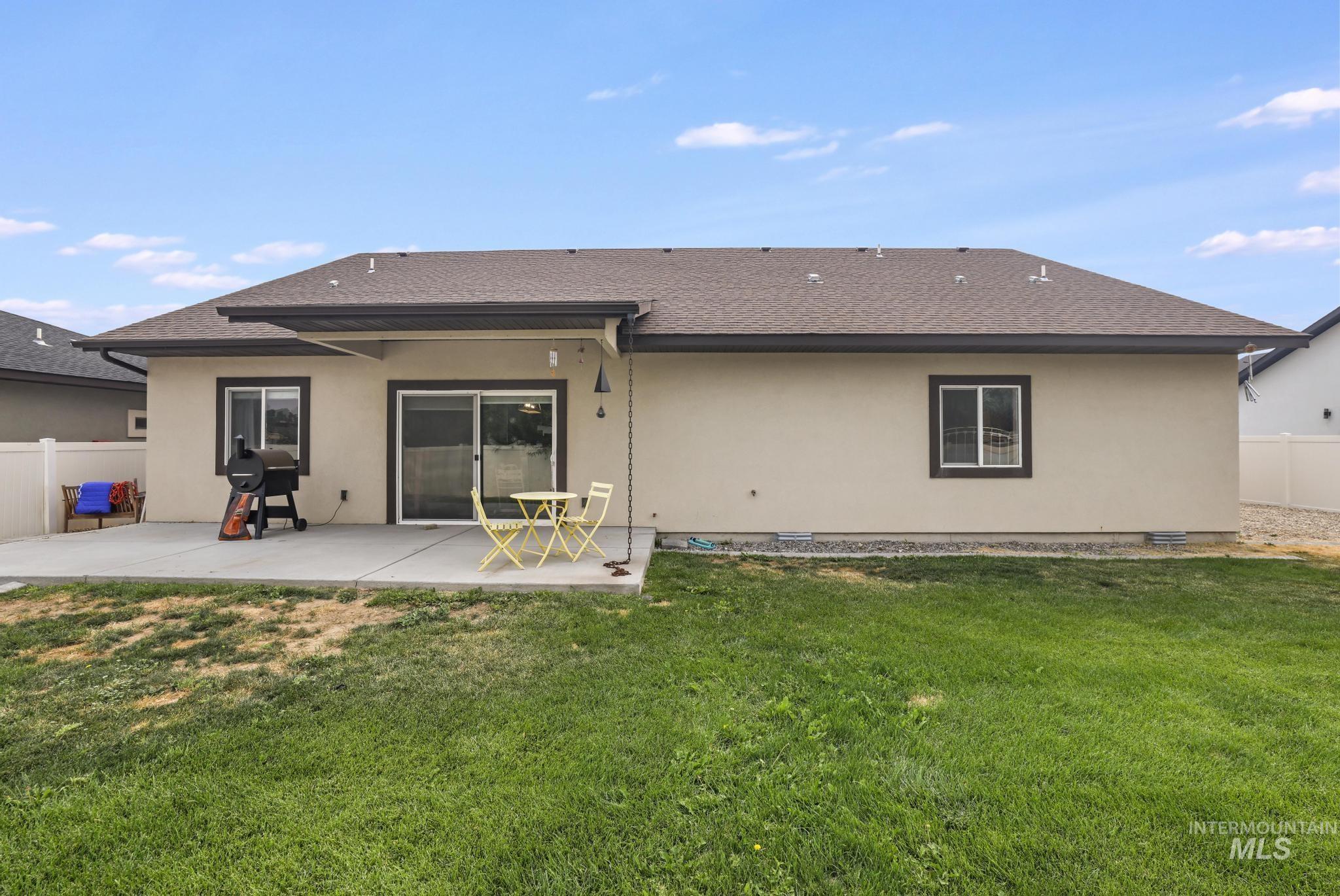 1356 Jump St Property Photo 27