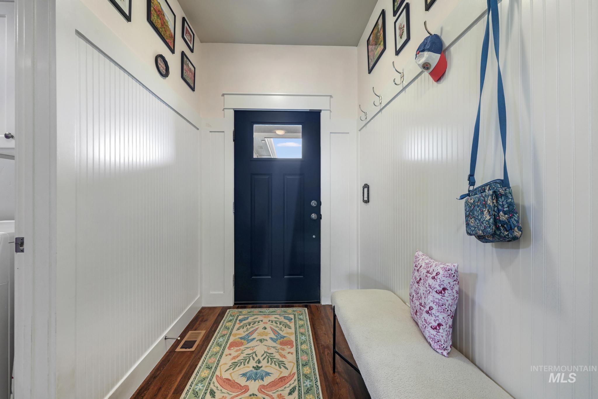 973 Birchton Loop Property Photo 4