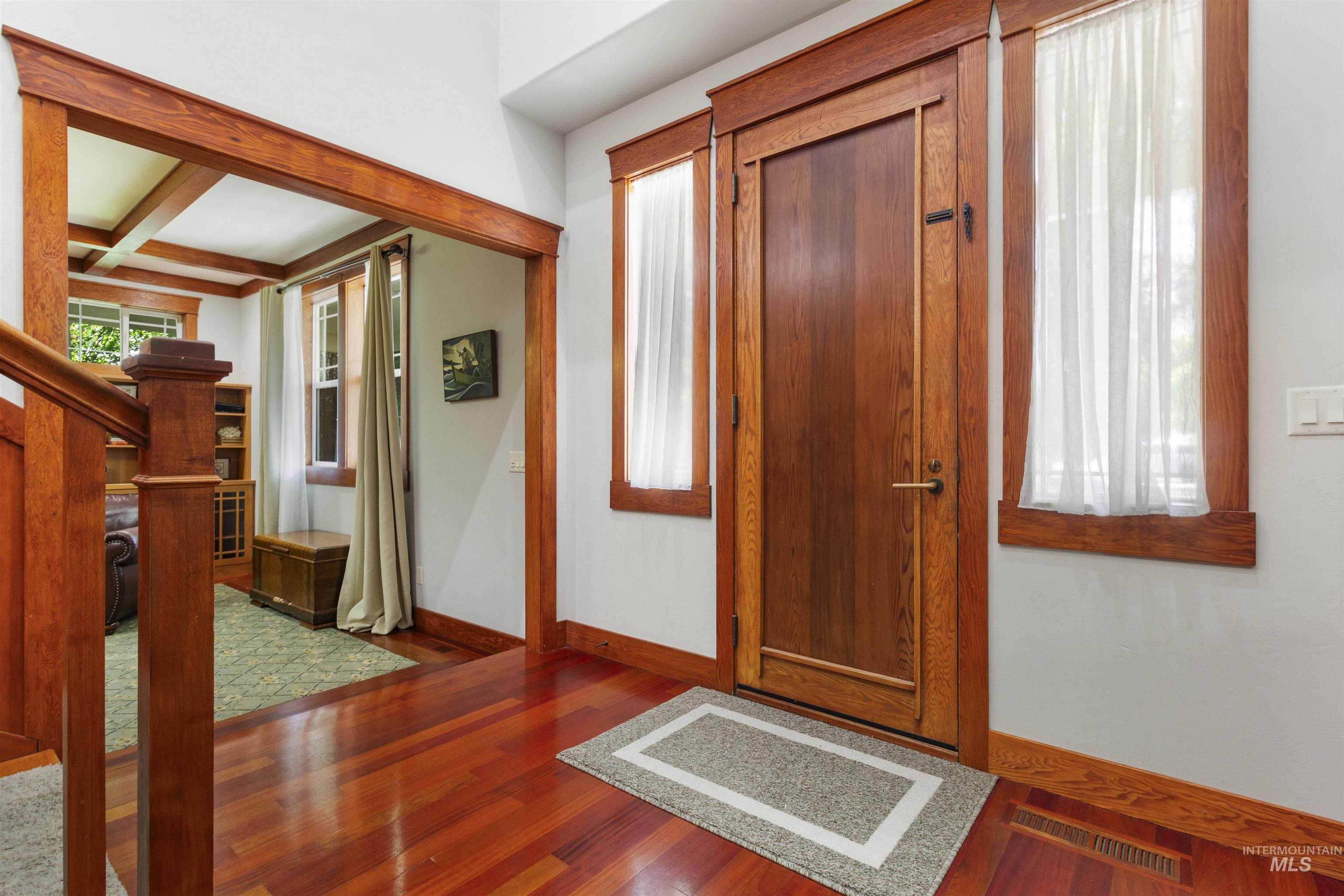 3279 Longbow Dr. Property Photo 5