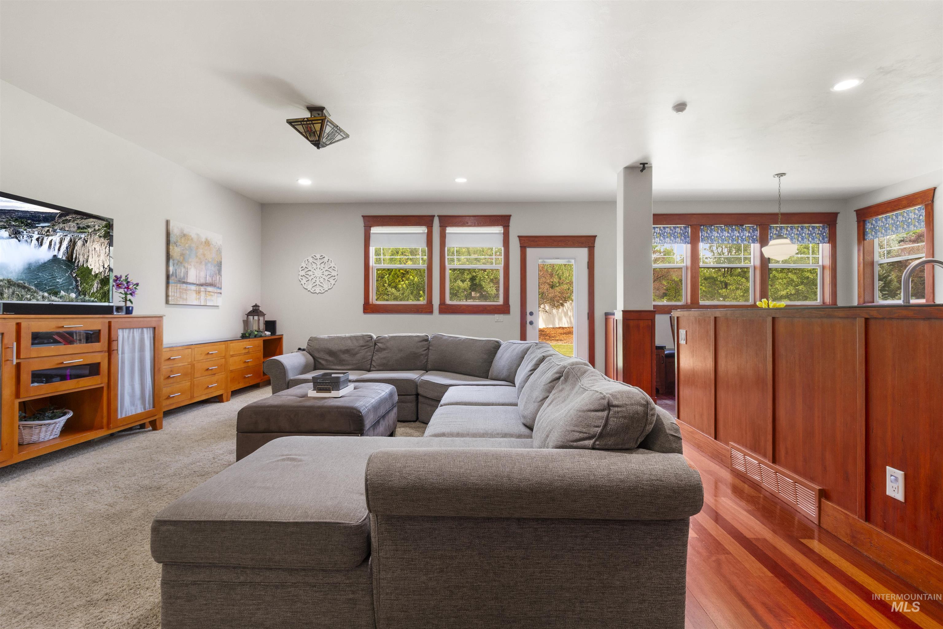 3279 Longbow Dr. Property Photo 22