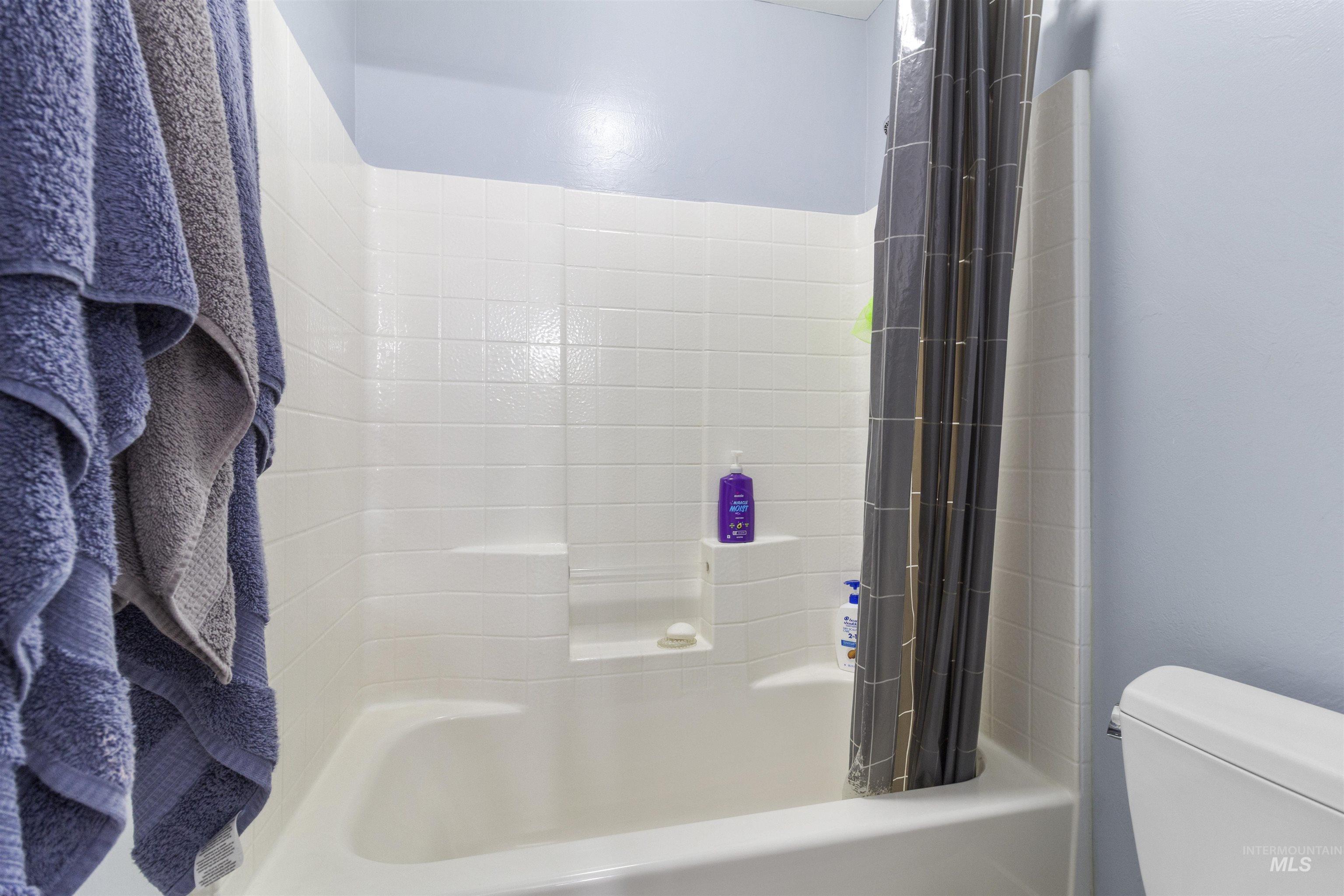 3279 Longbow Dr. Property Photo 35