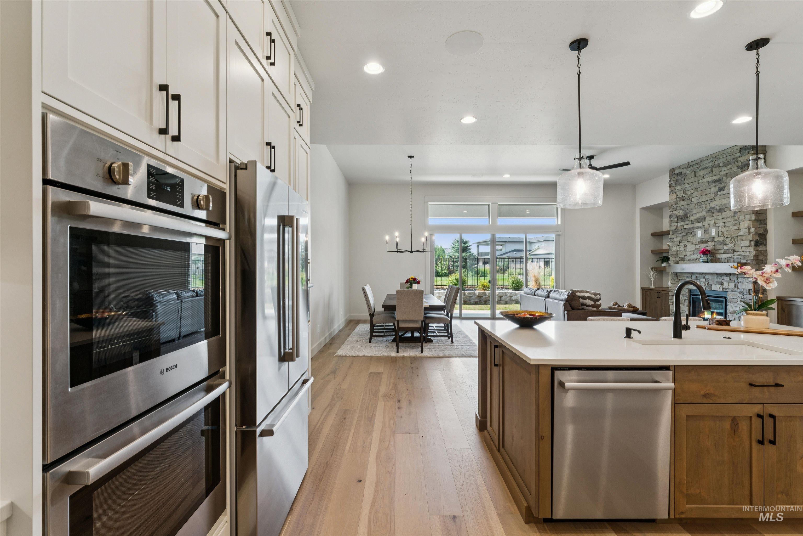 2759 E Sawtelle Peak St Property Photo 14
