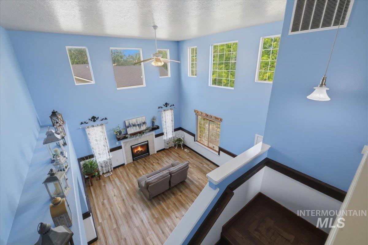11761 Tidewater St Property Photo 16