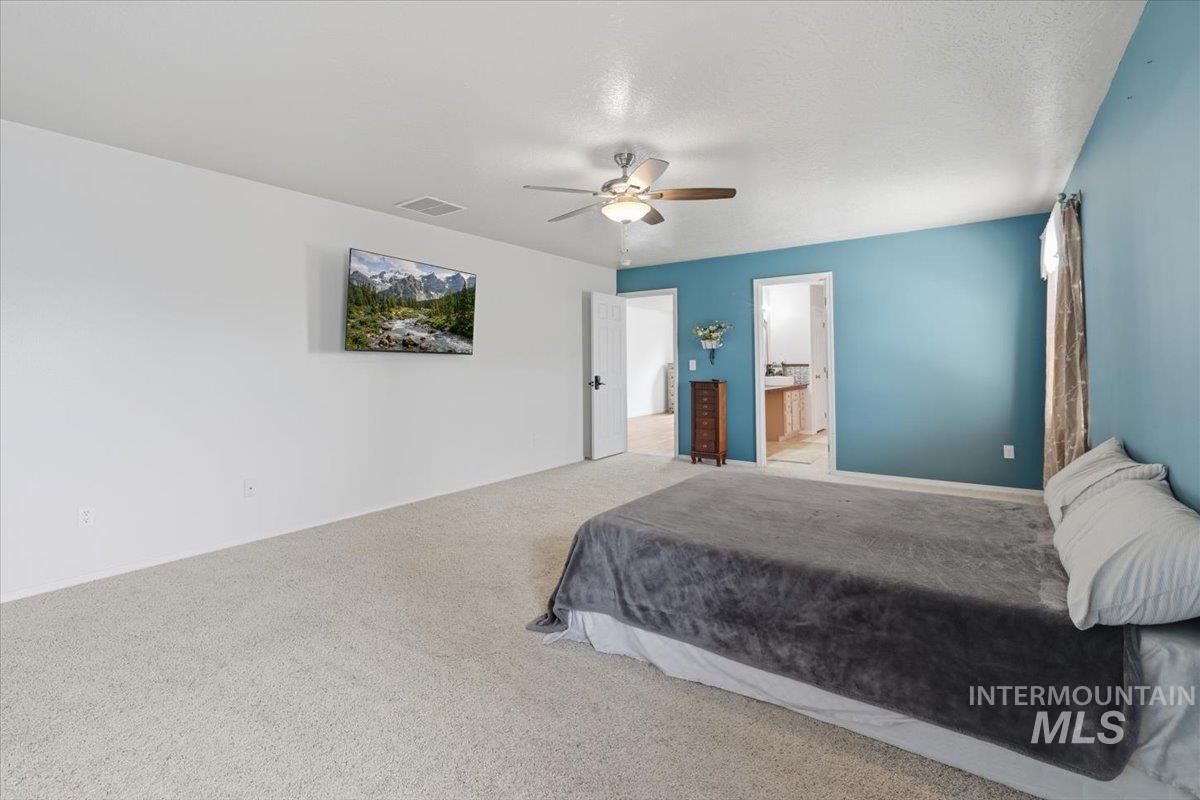 11761 Tidewater St Property Photo 30
