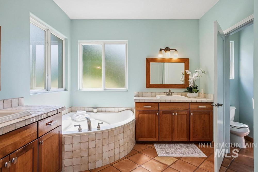 1583 E Nines Point Ln Property Photo 17