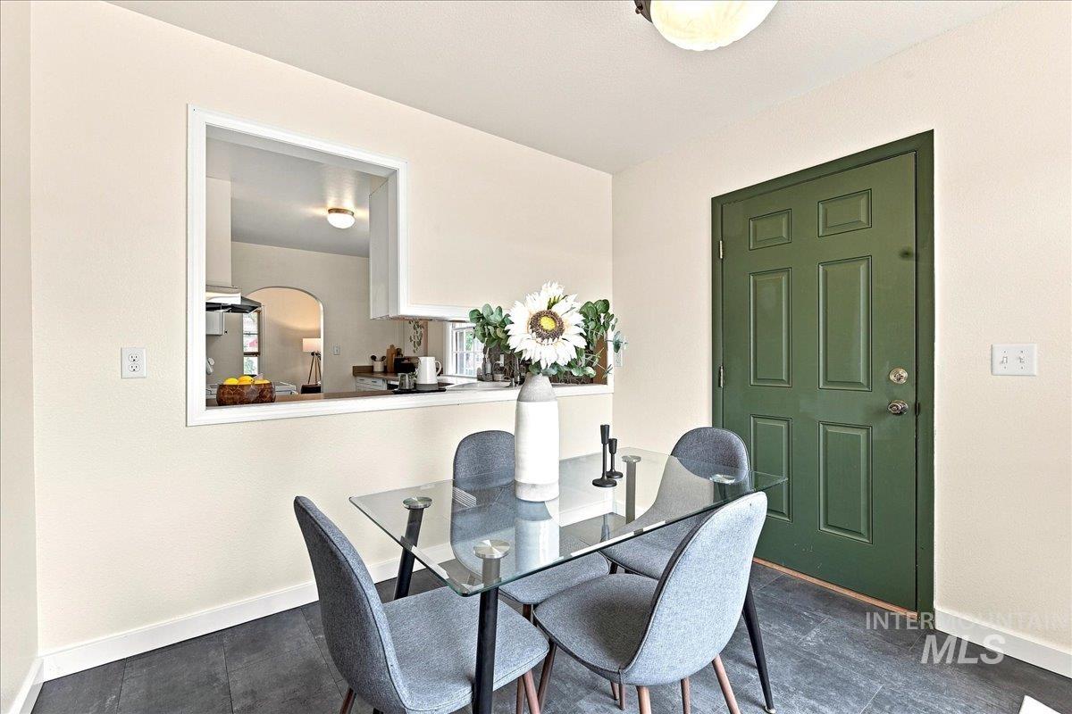 5113 W Fairmont St Property Photo 10