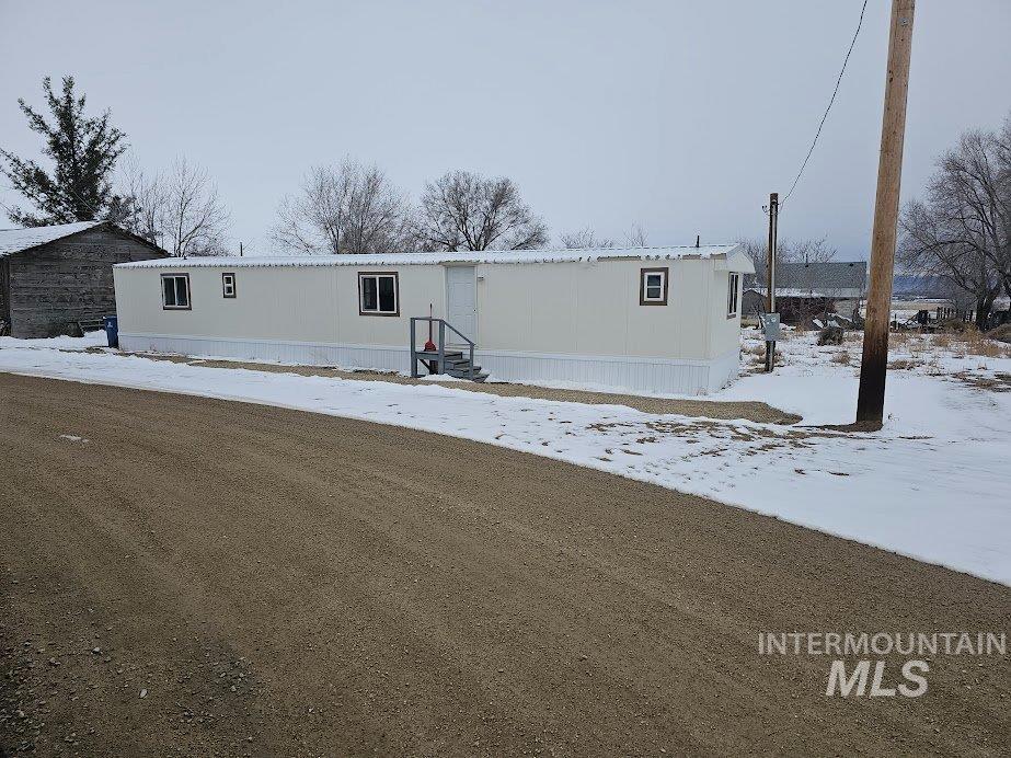 15049+ 5th St Property Photo 2