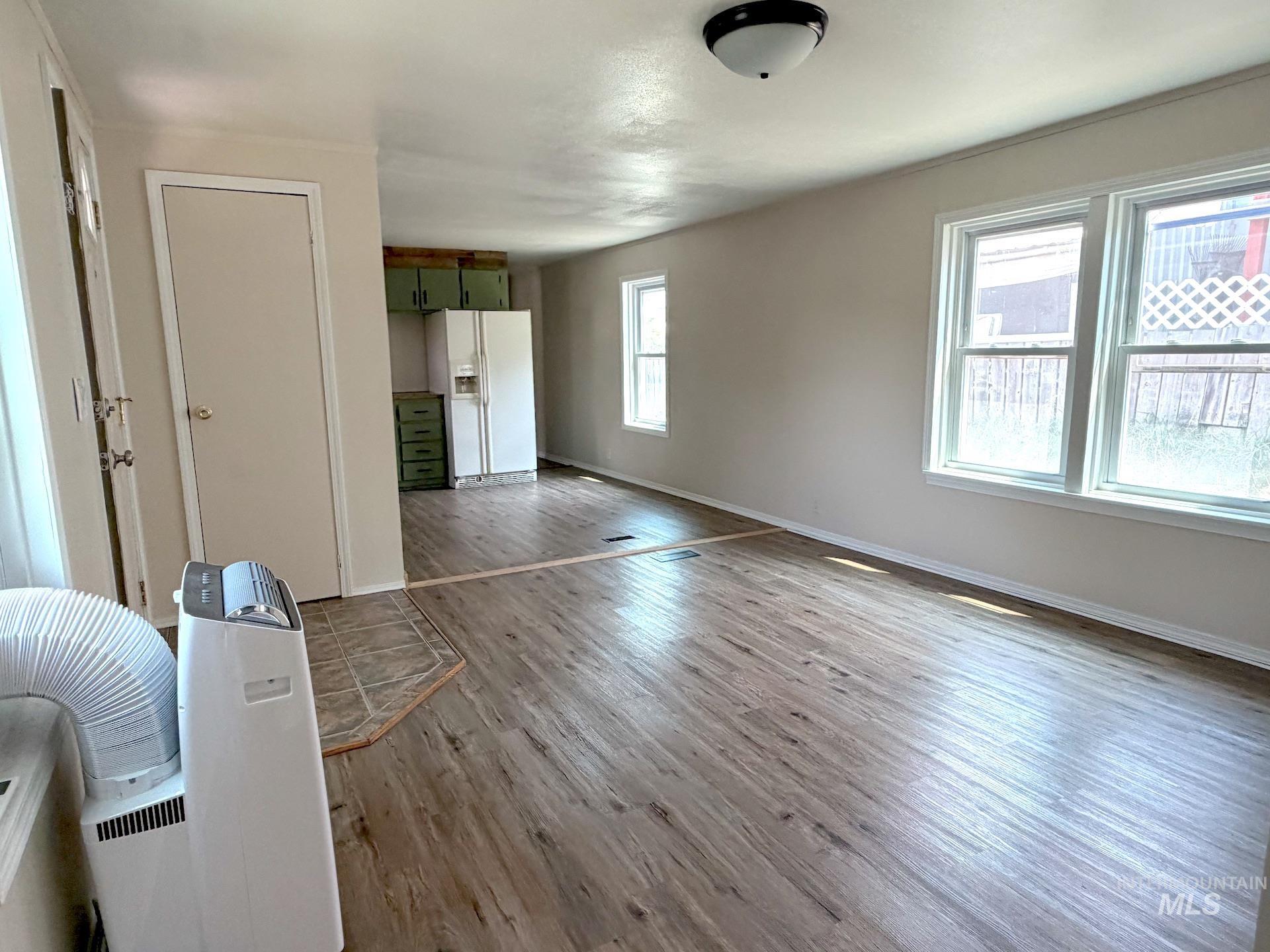 1751 N Polk Property Photo 3