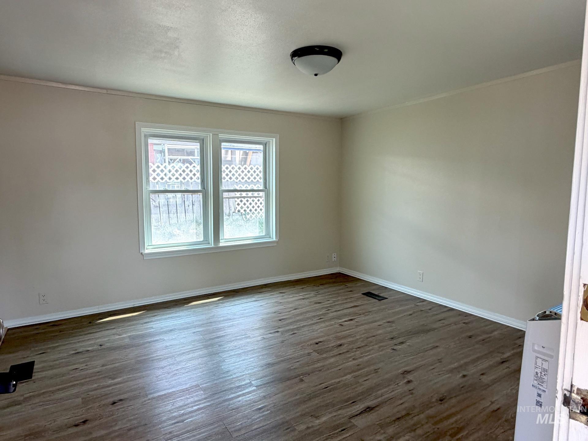 1751 N Polk Property Photo 5