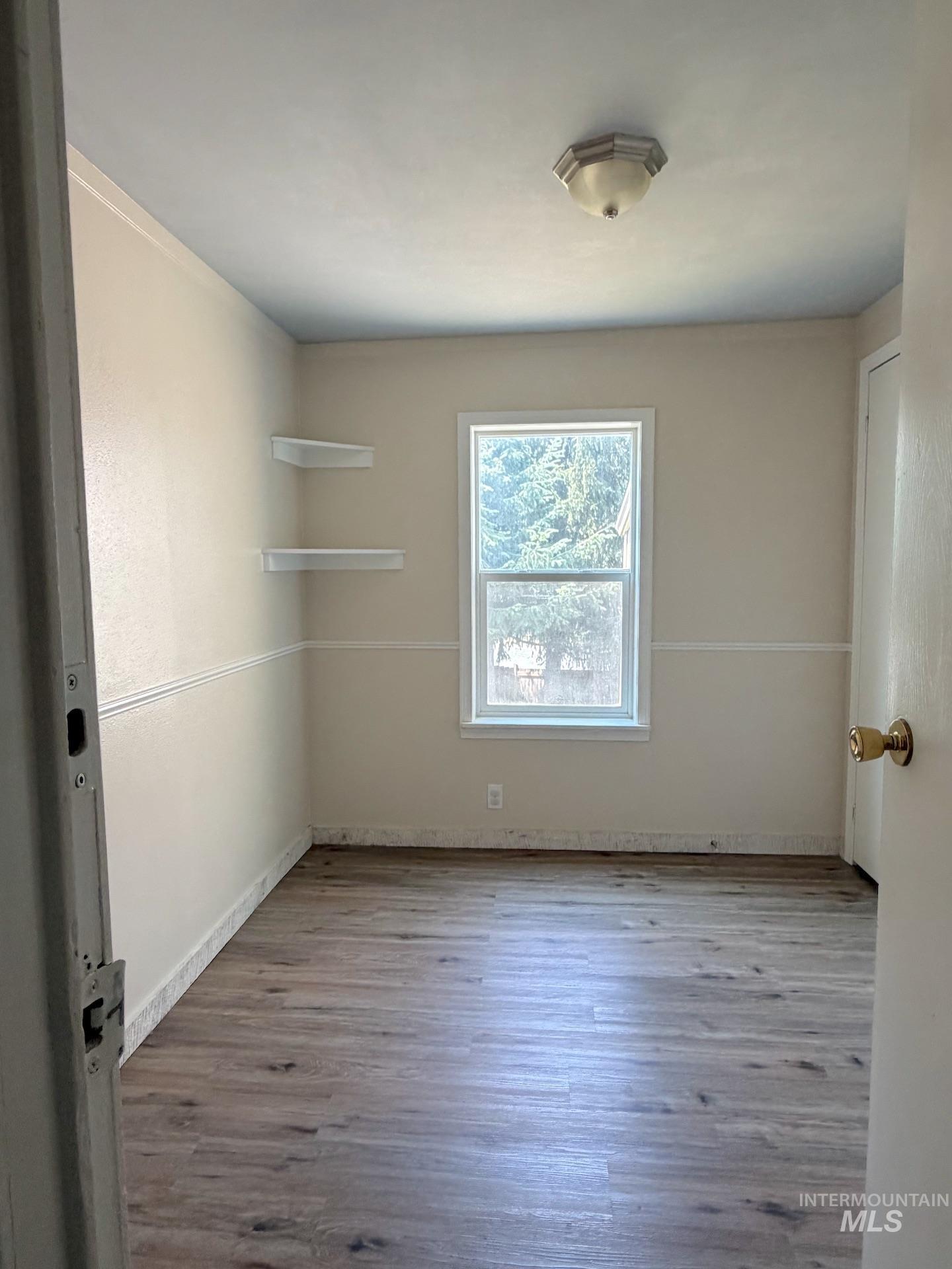 1751 N Polk Property Photo 9