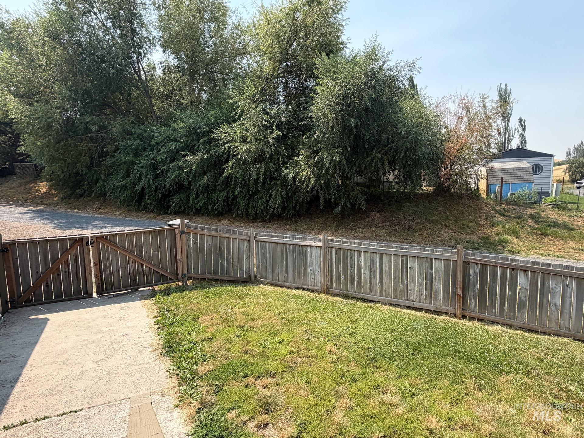 1751 N Polk Property Photo 16
