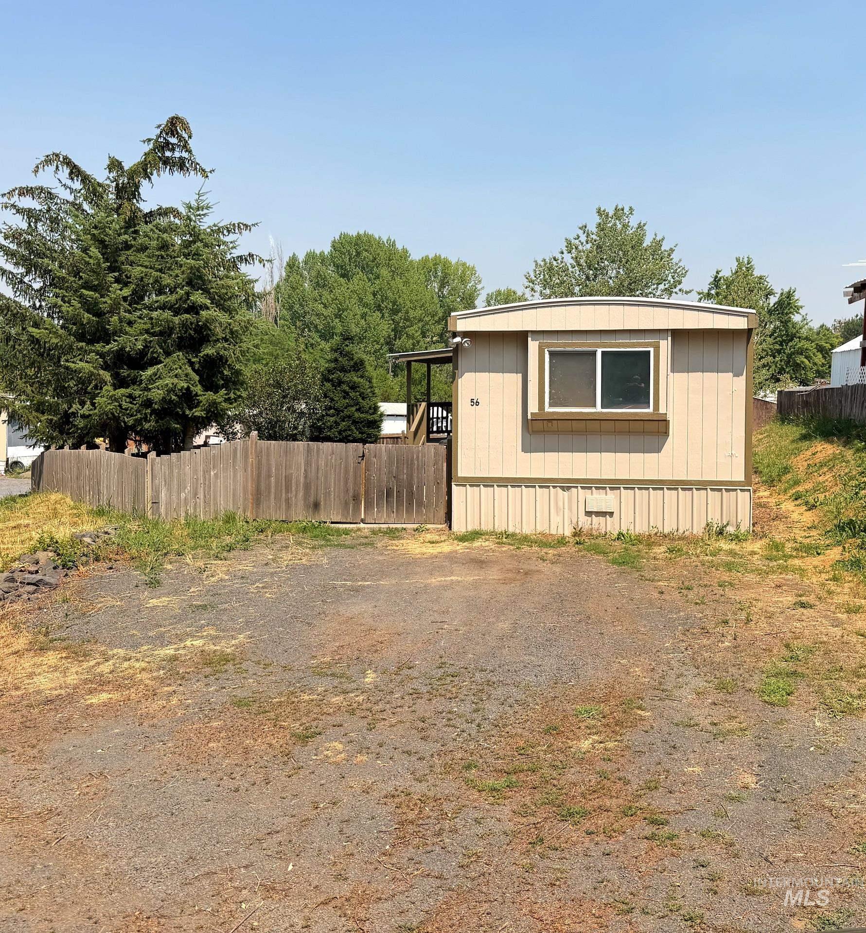 1751 N Polk Property Photo 17