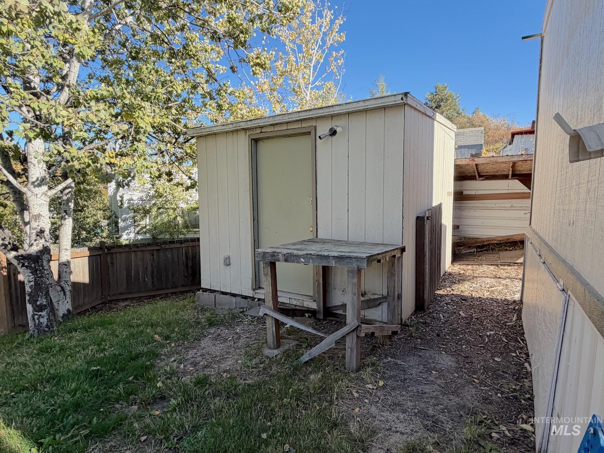 1751 N Polk Property Photo 19