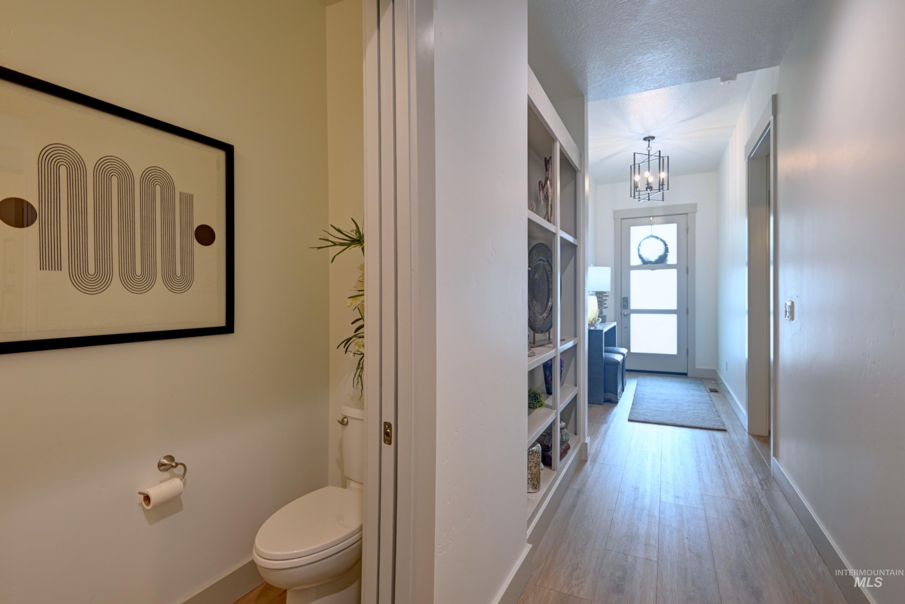 1329 N Parkshire Way Property Photo 12