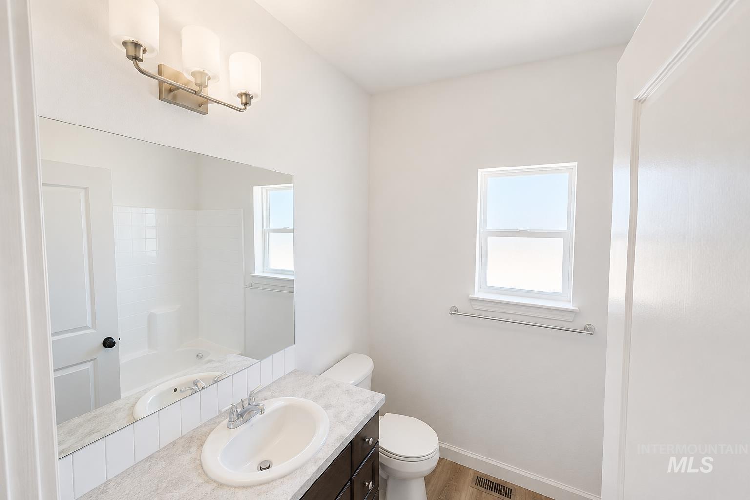 557 Sunspot Dr Property Photo 13