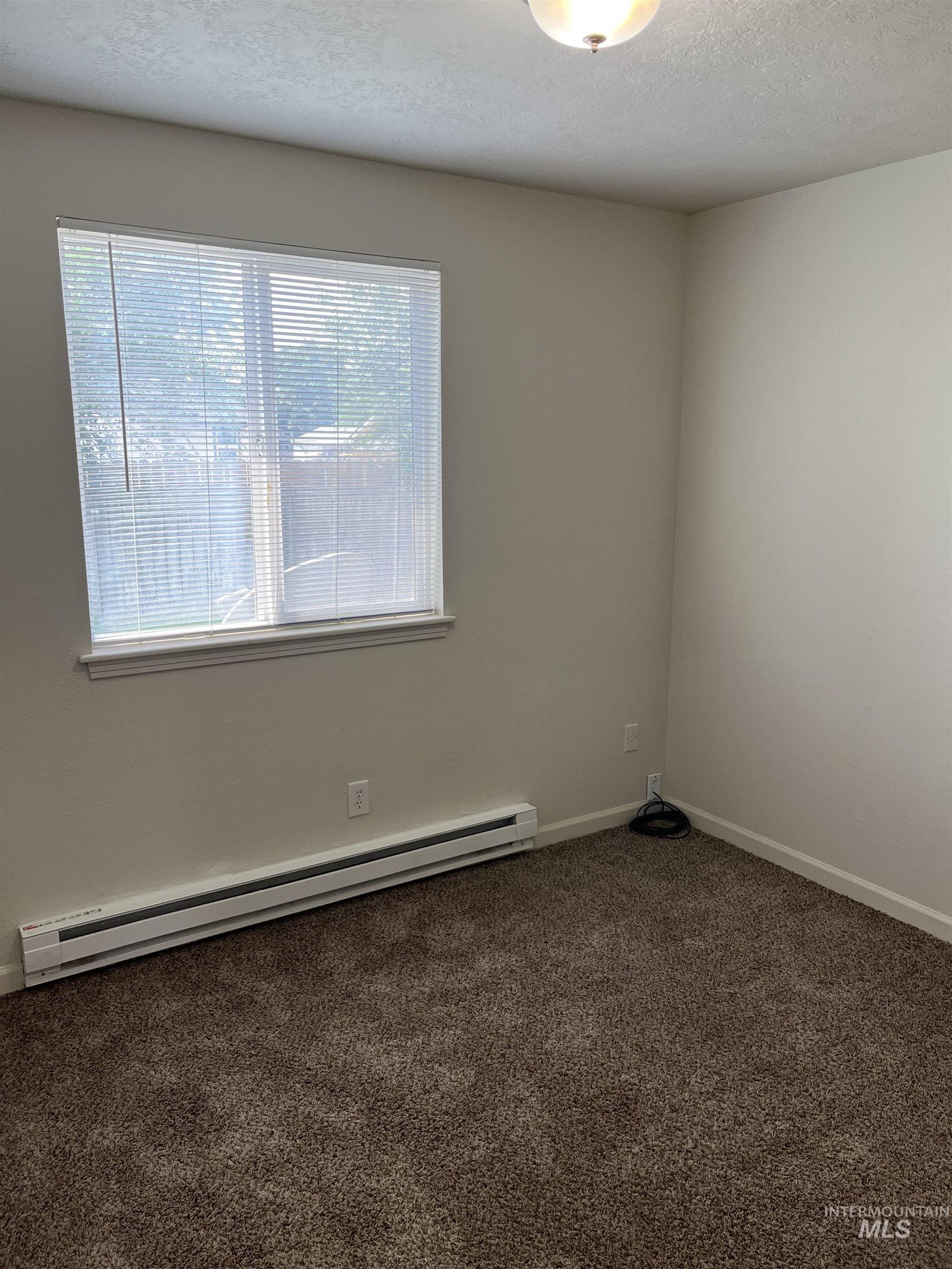 213 Nelson Ct. Property Photo 14
