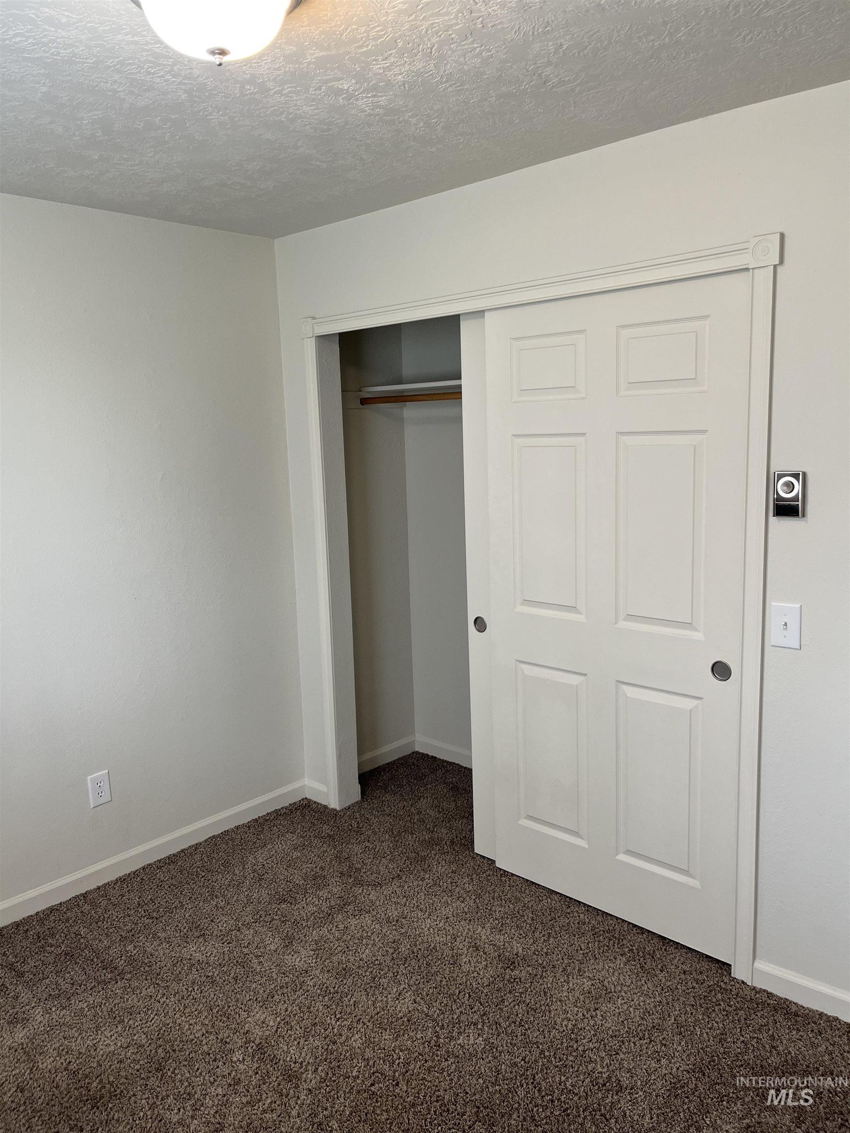 213 Nelson Ct. Property Photo 15