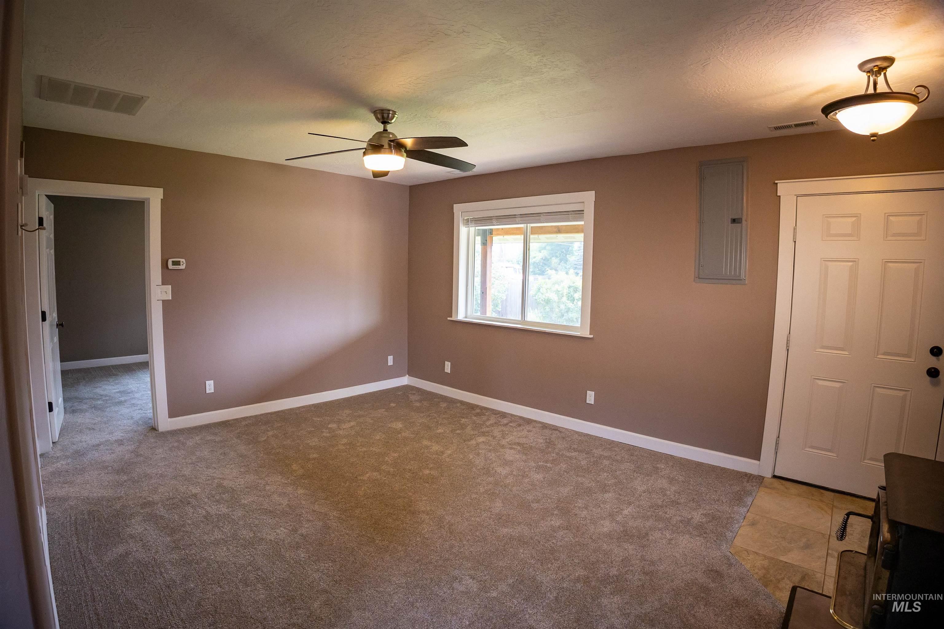 330 S Superior St Property Photo 9