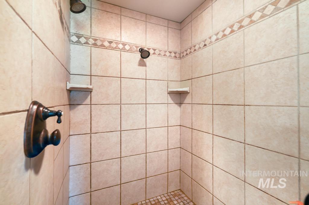 3491 E 3180 N Property Photo 21
