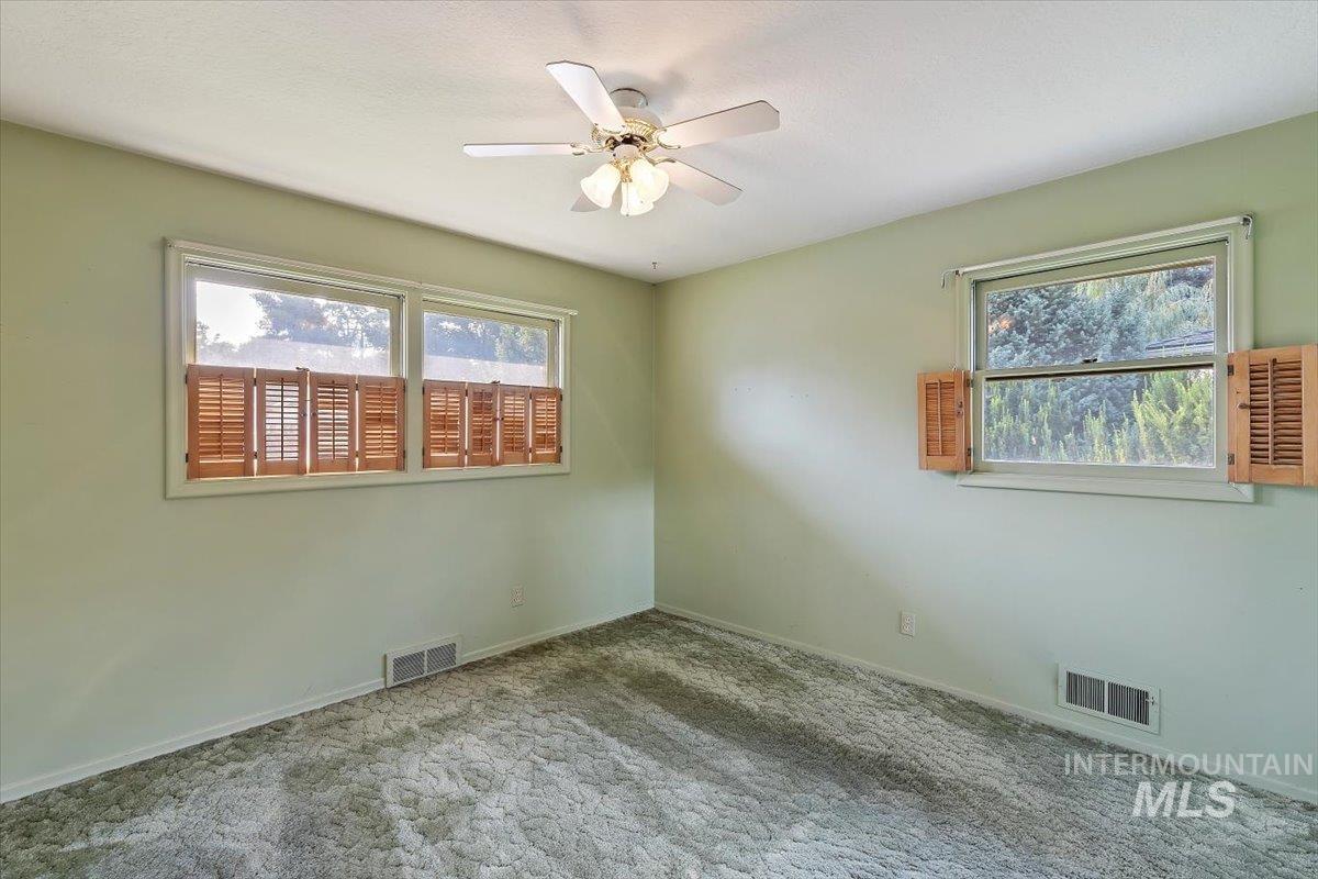 3215 W Camrose Lane Property Photo 9