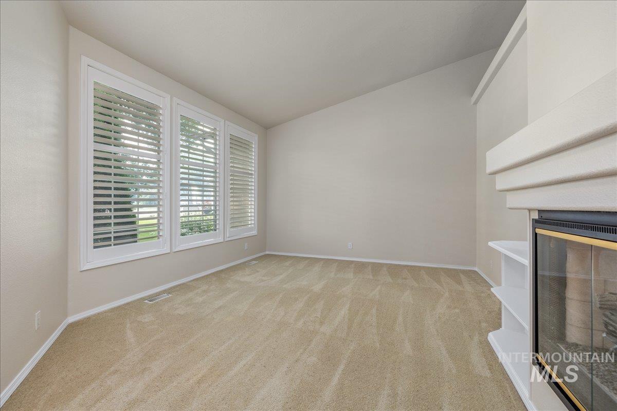 11322 W Daniel Ct Property Photo 2