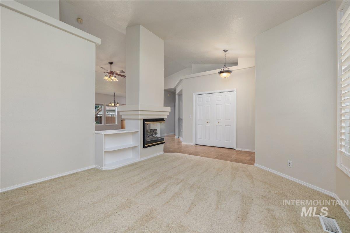 11322 W Daniel Ct Property Photo 3