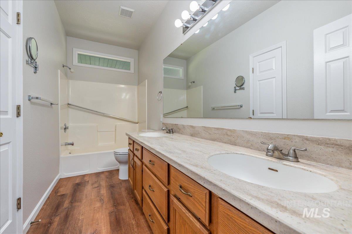 11322 W Daniel Ct Property Photo 19