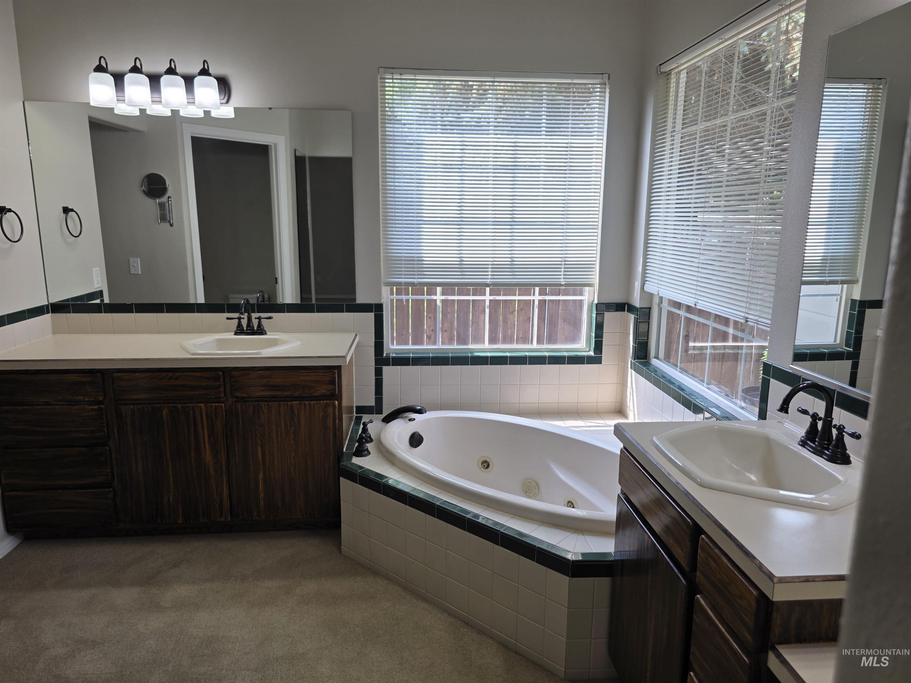 1041 Warm Springs Pl Property Photo 13